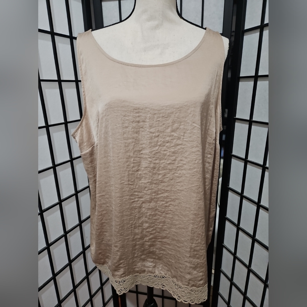 NWT CHICO'S Sonora Sand Size 3(XL/16)  Lace Trim Cami